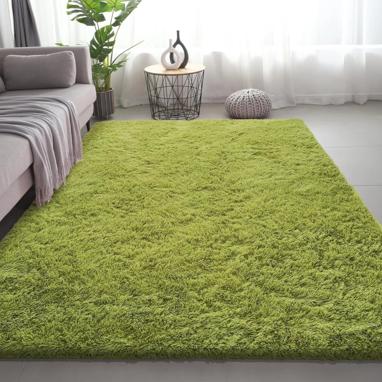 Ultra-Soft Plush Area Rug – Non-Slip Carpet for Bedroom & Living Room